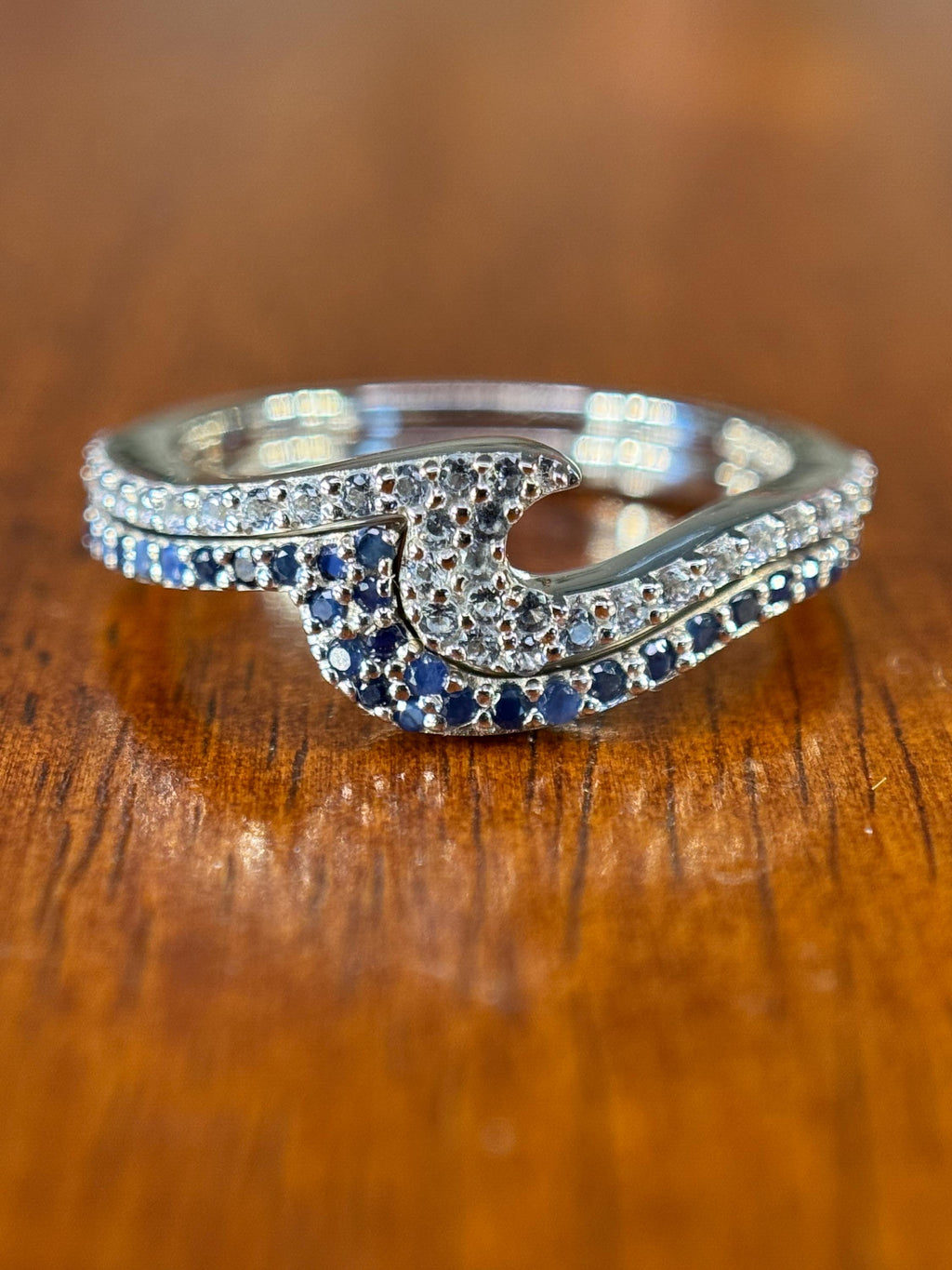 Sapphire & Aquamarine Wave Ring – Stacking Ocean-Inspired Jewelry
